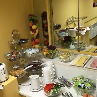 Hotel Mikotel 2*
